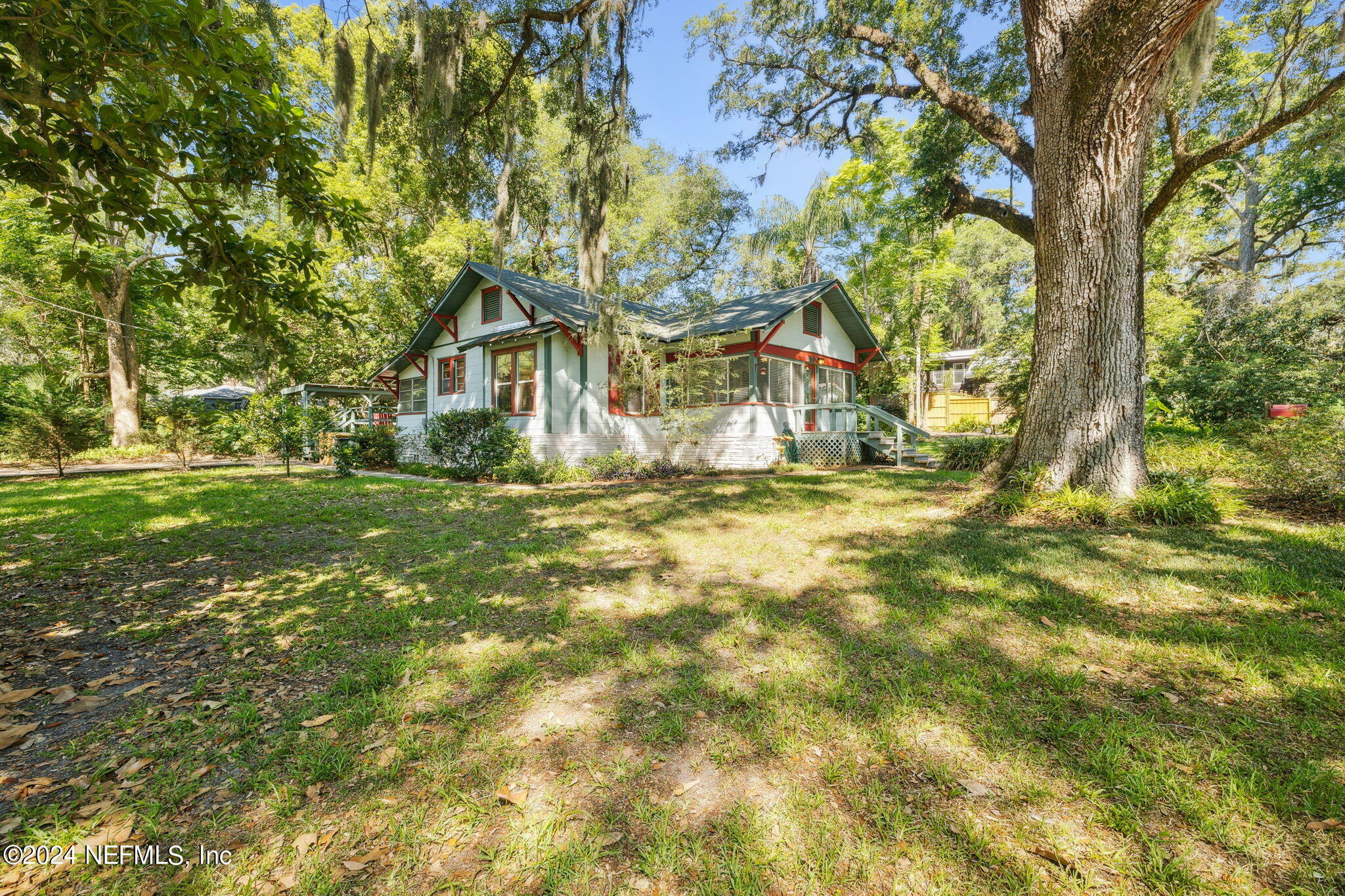 Property Photo:  2514 Algonquin Avenue  FL 32210 