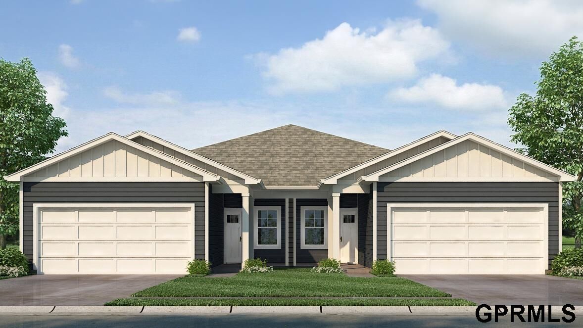 Property Photo: 7817 N 170 Street NE 68007