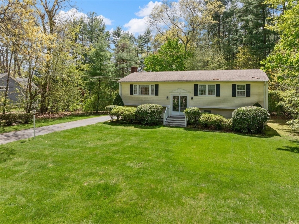 Property Photo:  18 Holly Hill Ln  MA 02359 