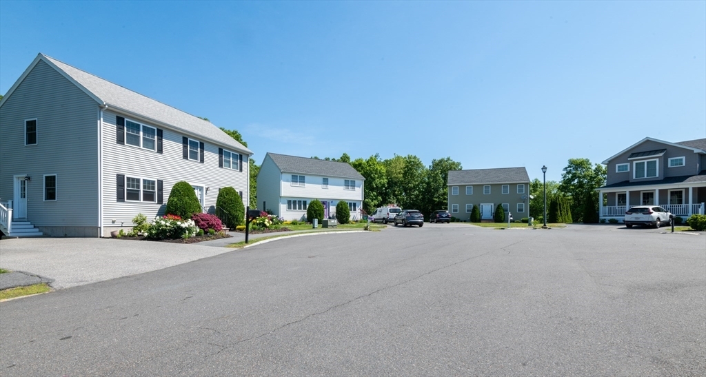 Property Photo:  8 Grapevine Rd  MA 01904 