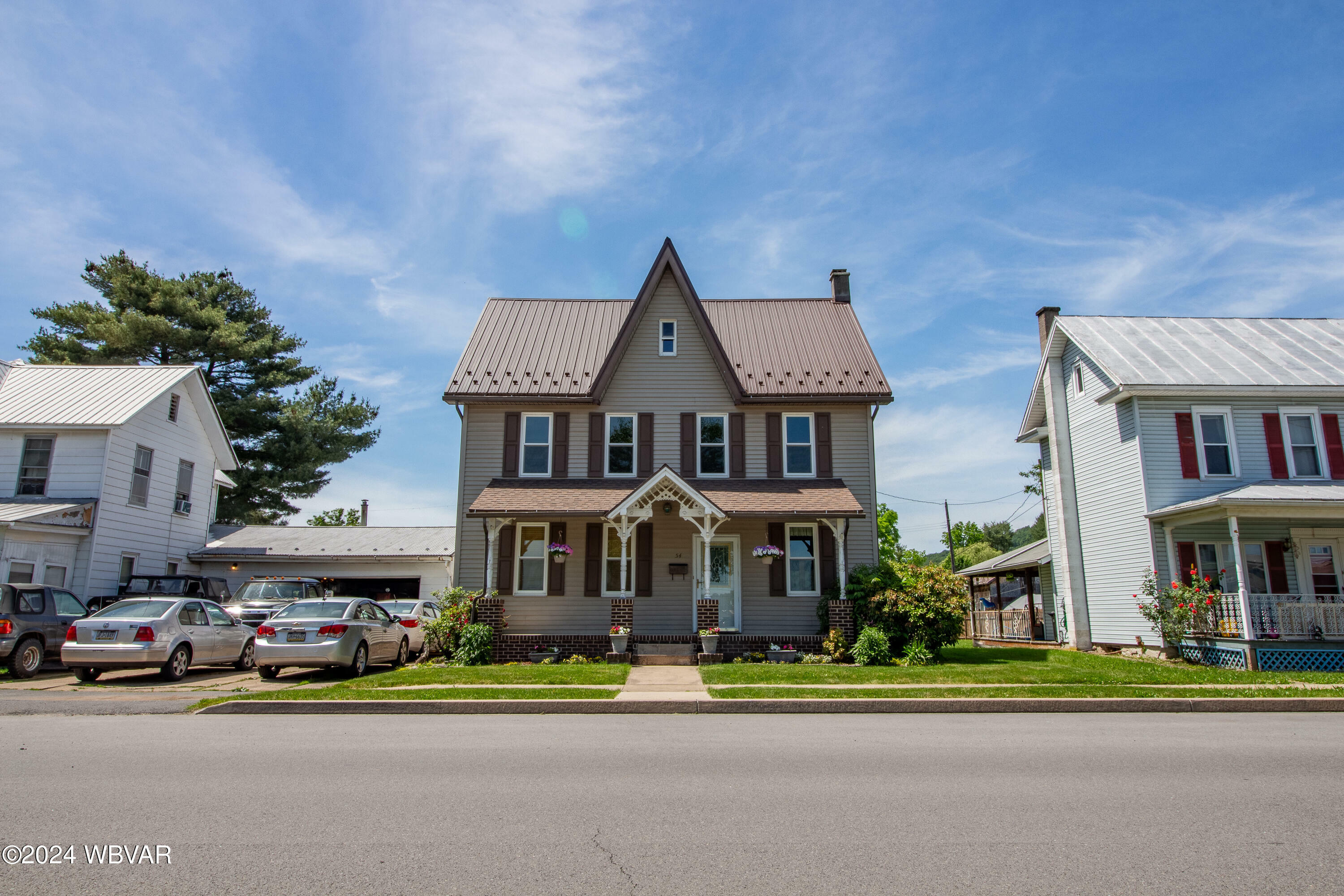 Property Photo:  54 S Broad Street  PA 17737 