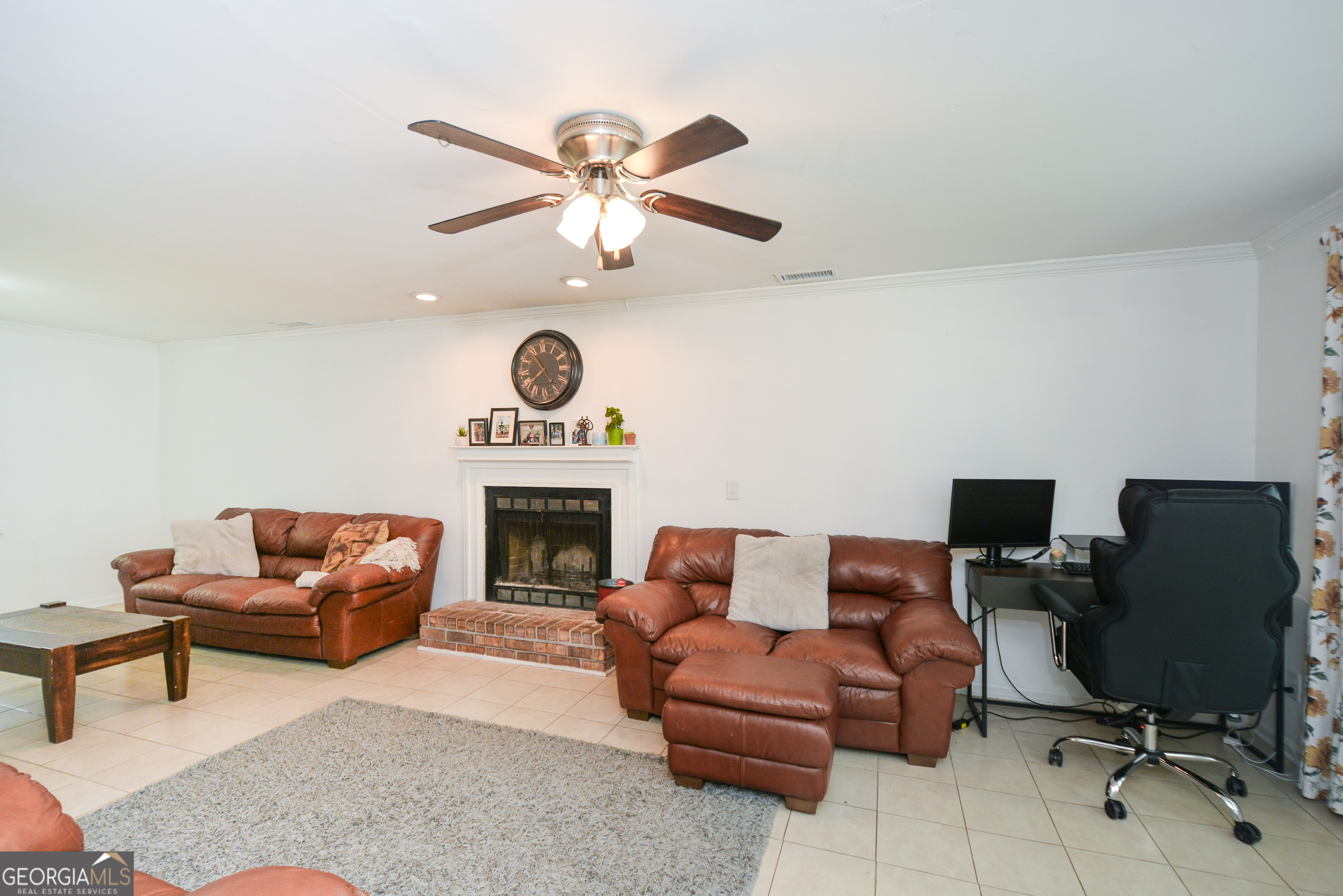 Property Photo:  2896 Lakemont Drive SW  GA 30060 