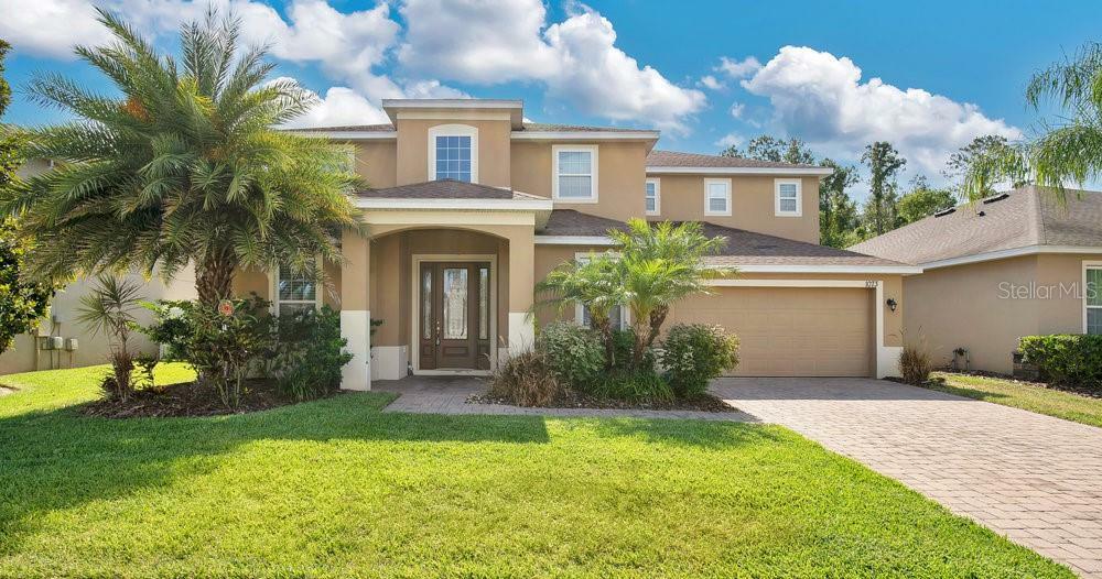 Property Photo:  1073 Vinsetta Circle  FL 34787 