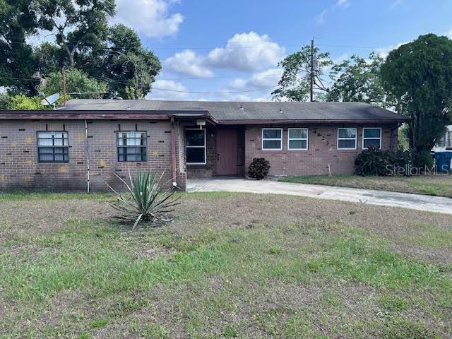 Property Photo:  4523 Weldon Place  FL 32811 