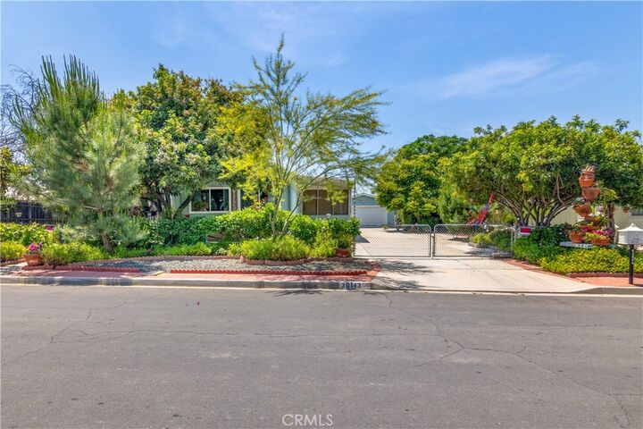Property Photo: 30143 La Puerta Drive CA 92548