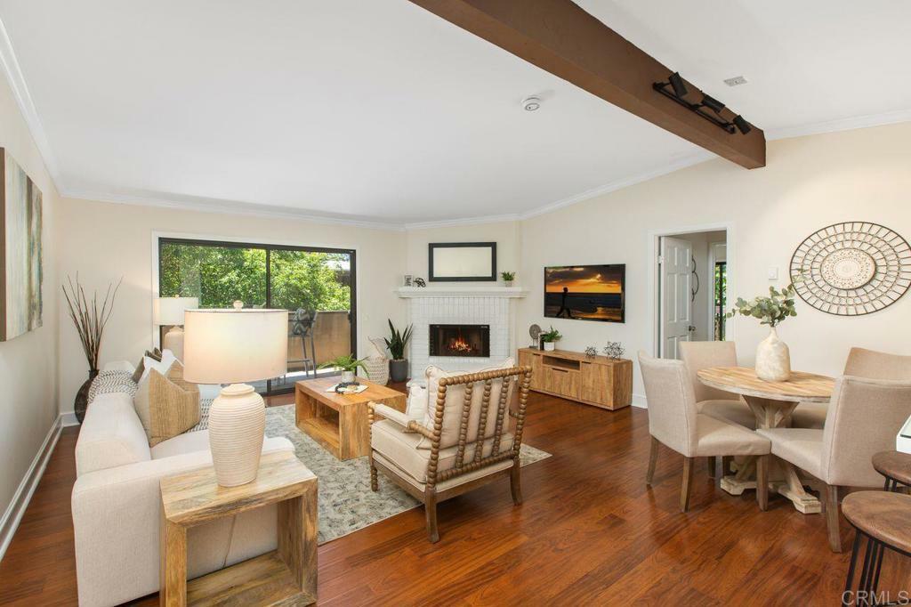 Property Photo:  8860 Villa La Jolla 306  CA 92037 