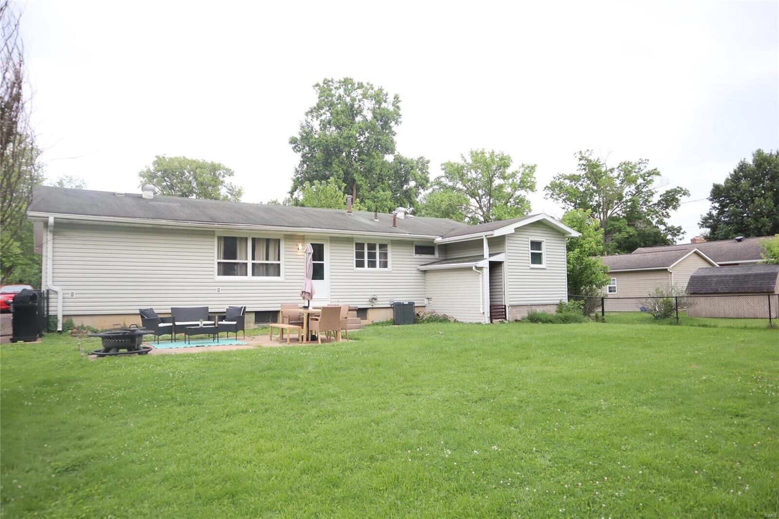 Property Photo: 1421 Howell MO 63701