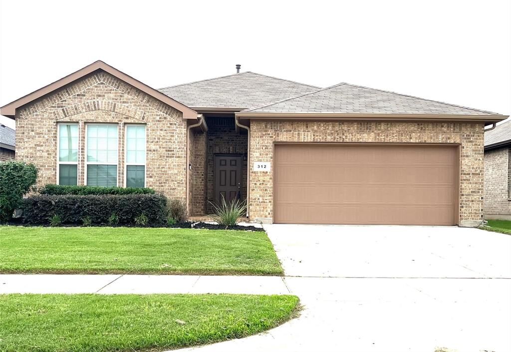 Property Photo: 312 Lemon Mint Lane TX 76210