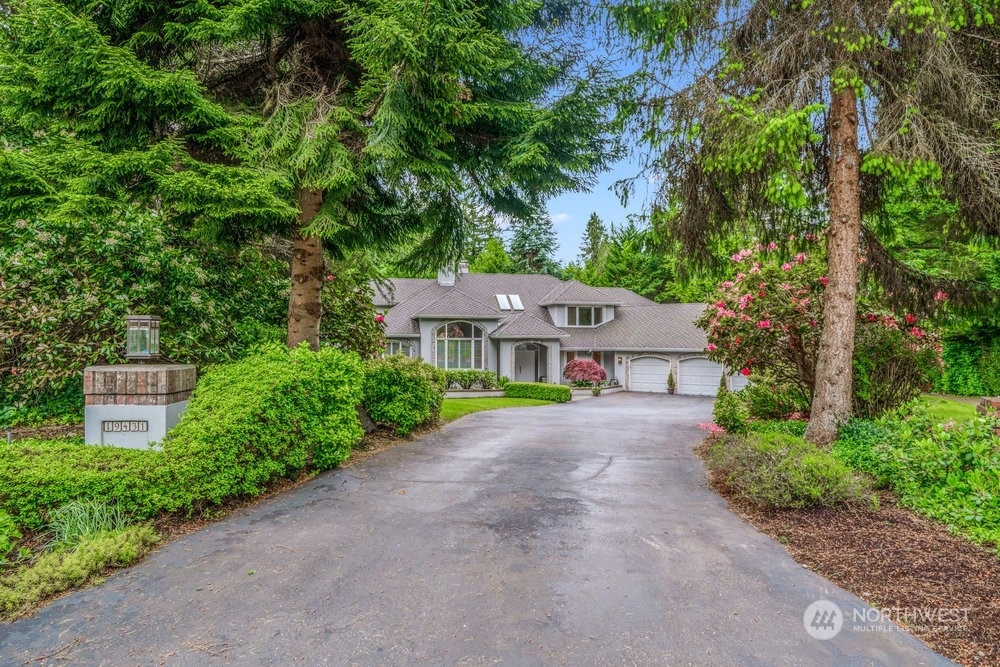 Property Photo: 19431 NE 143rd Place WA 98077