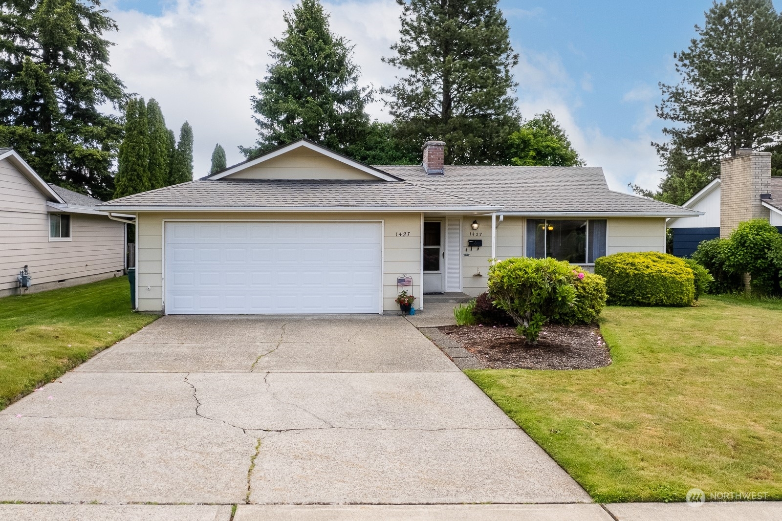 Property Photo:  1427 N Baltimore  WA 98406 