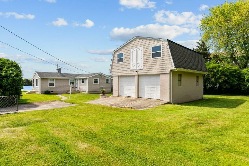 Property Photo:  98 Anthony Way  RI 02878 