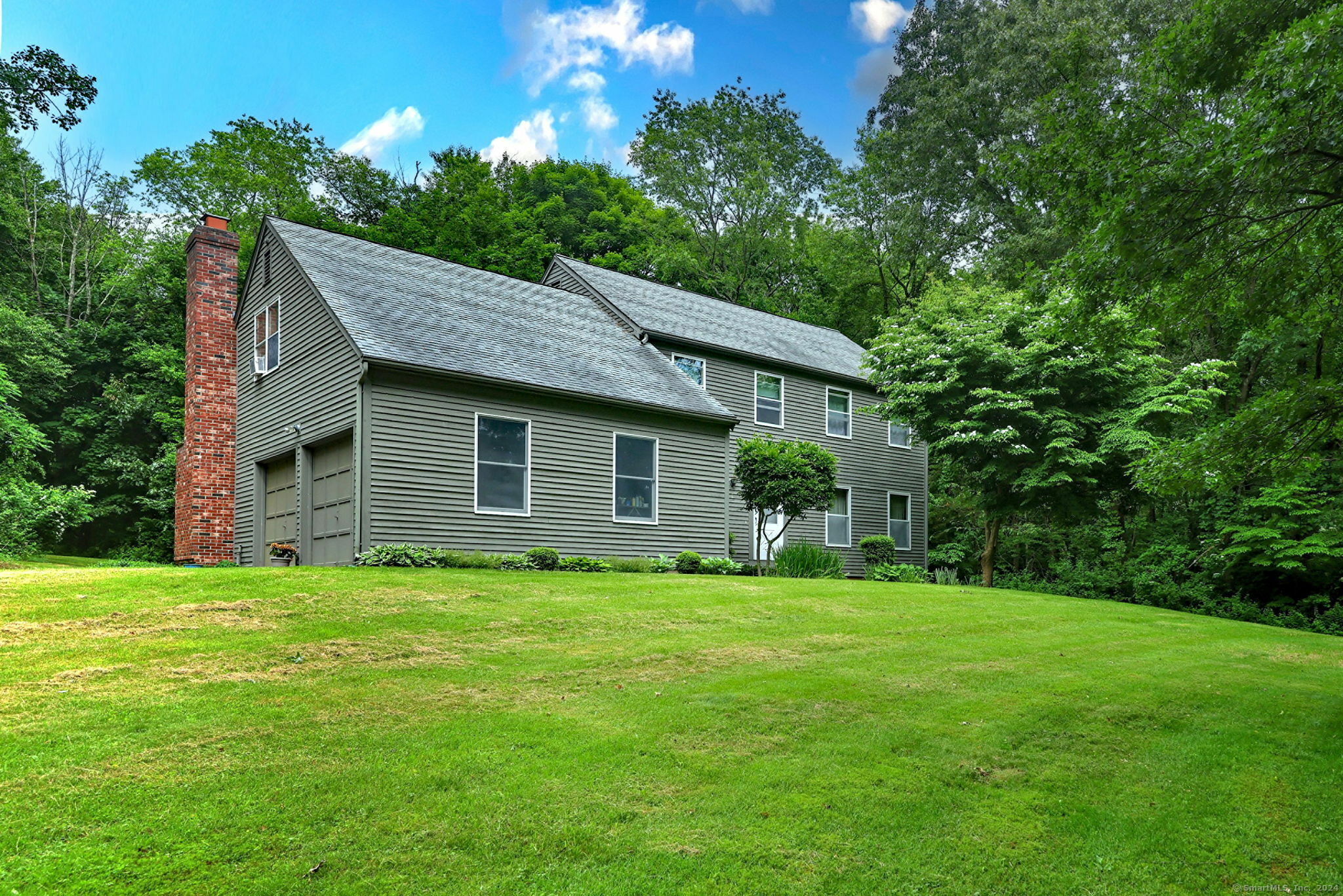 Property Photo:  119 Black Walnut Drive  CT 06422 