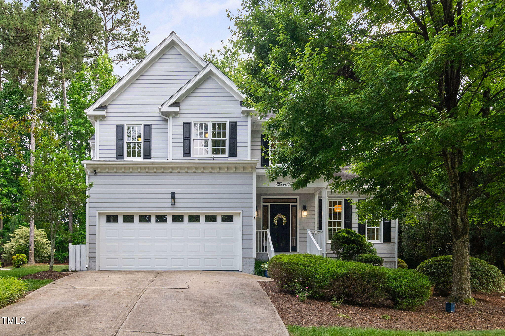 Property Photo: 319 Glen Abbey Drive NC 27513