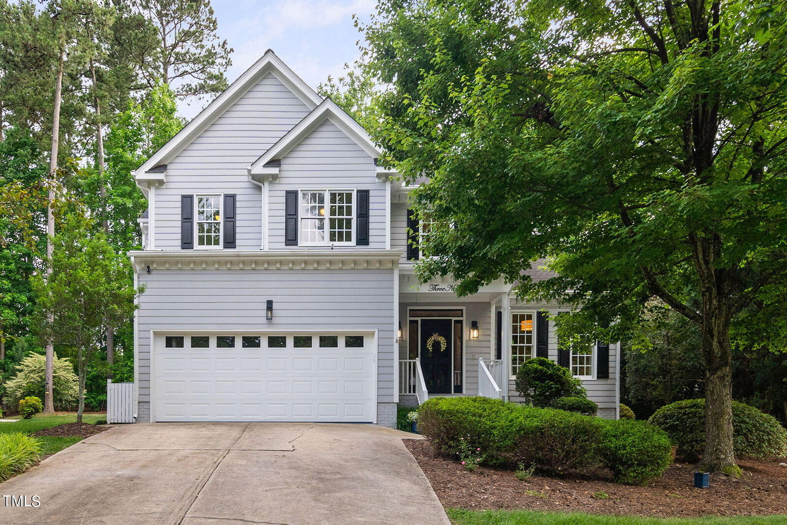 Property Photo:  319 Glen Abbey Drive  NC 27513 