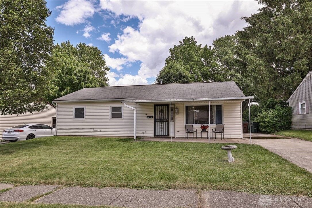 Property Photo:  1266 Apple Street  OH 45324 