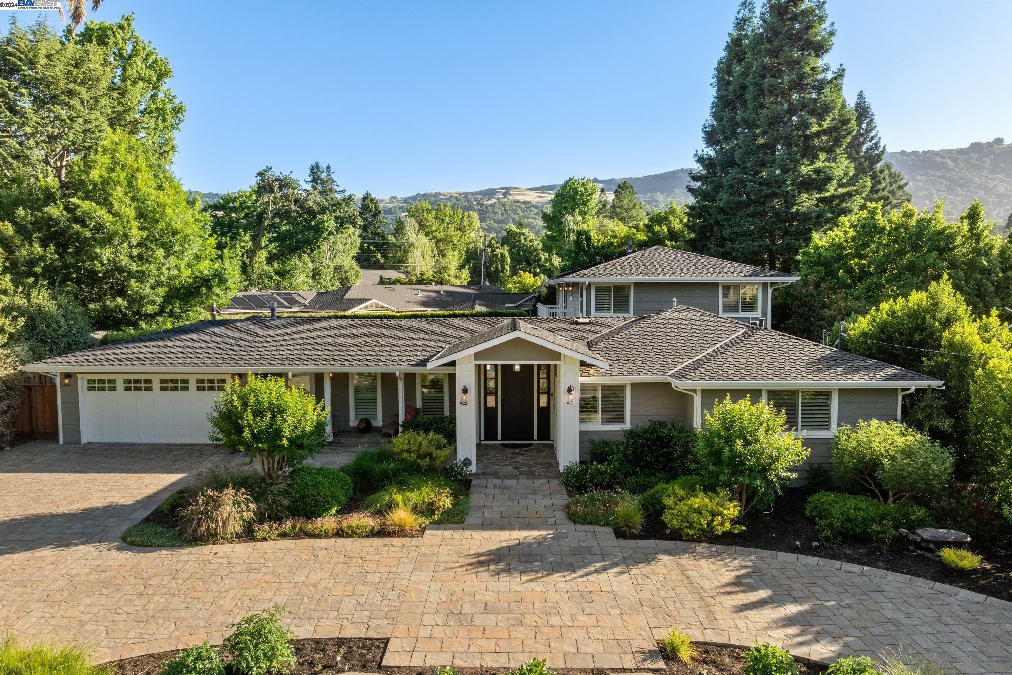Property Photo: 125 El Dorado Ave CA 94526