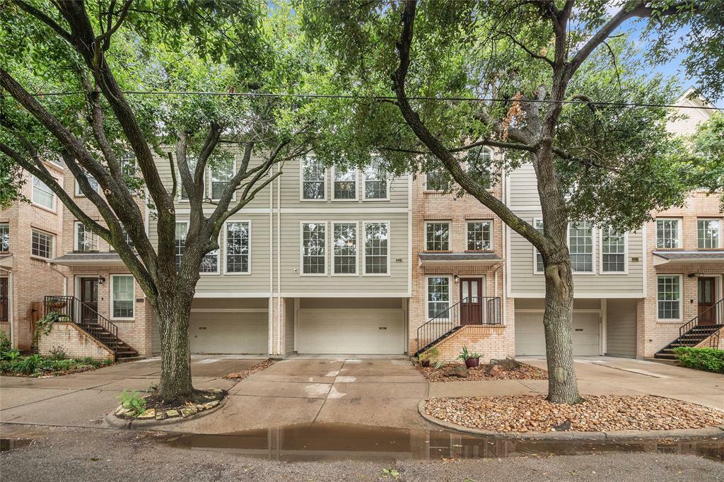 Property Photo:  319 W Drew Street  TX 77006 