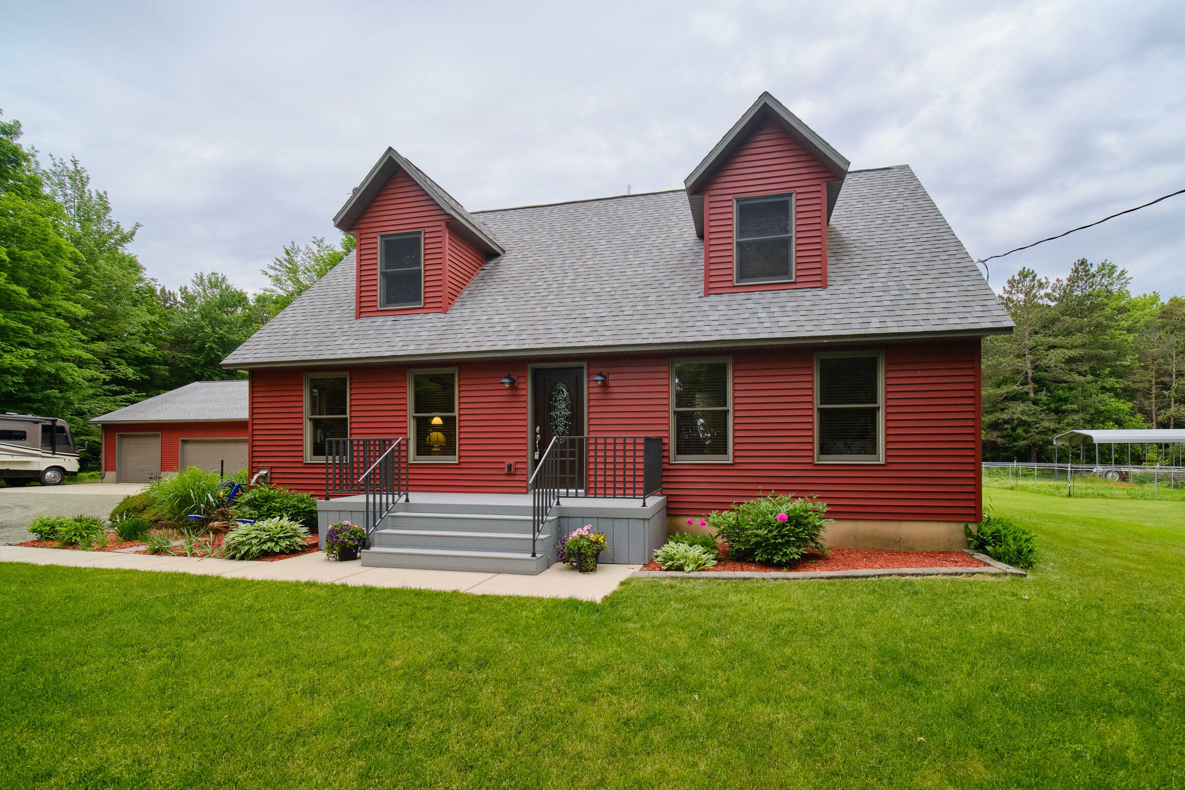 Property Photo:  7529 N Quarterline Road  MI 49411 