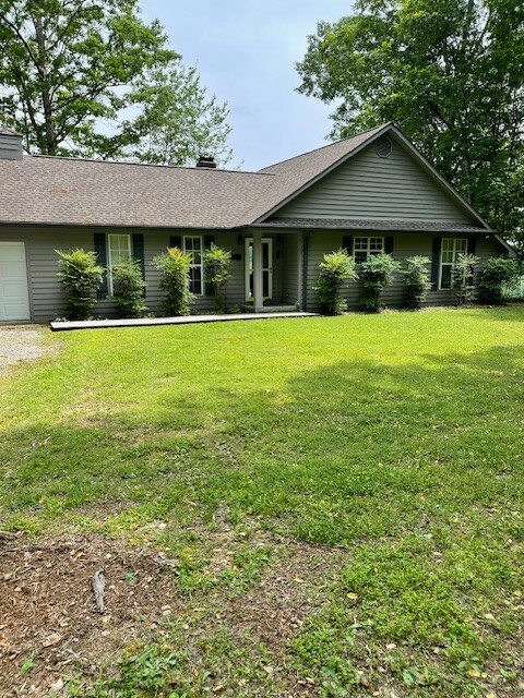 Property Photo: 298 Deer View Ln TN 37166