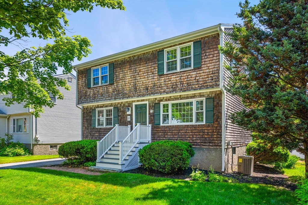 Property Photo:  13 Devereux Terrace  MA 01945 