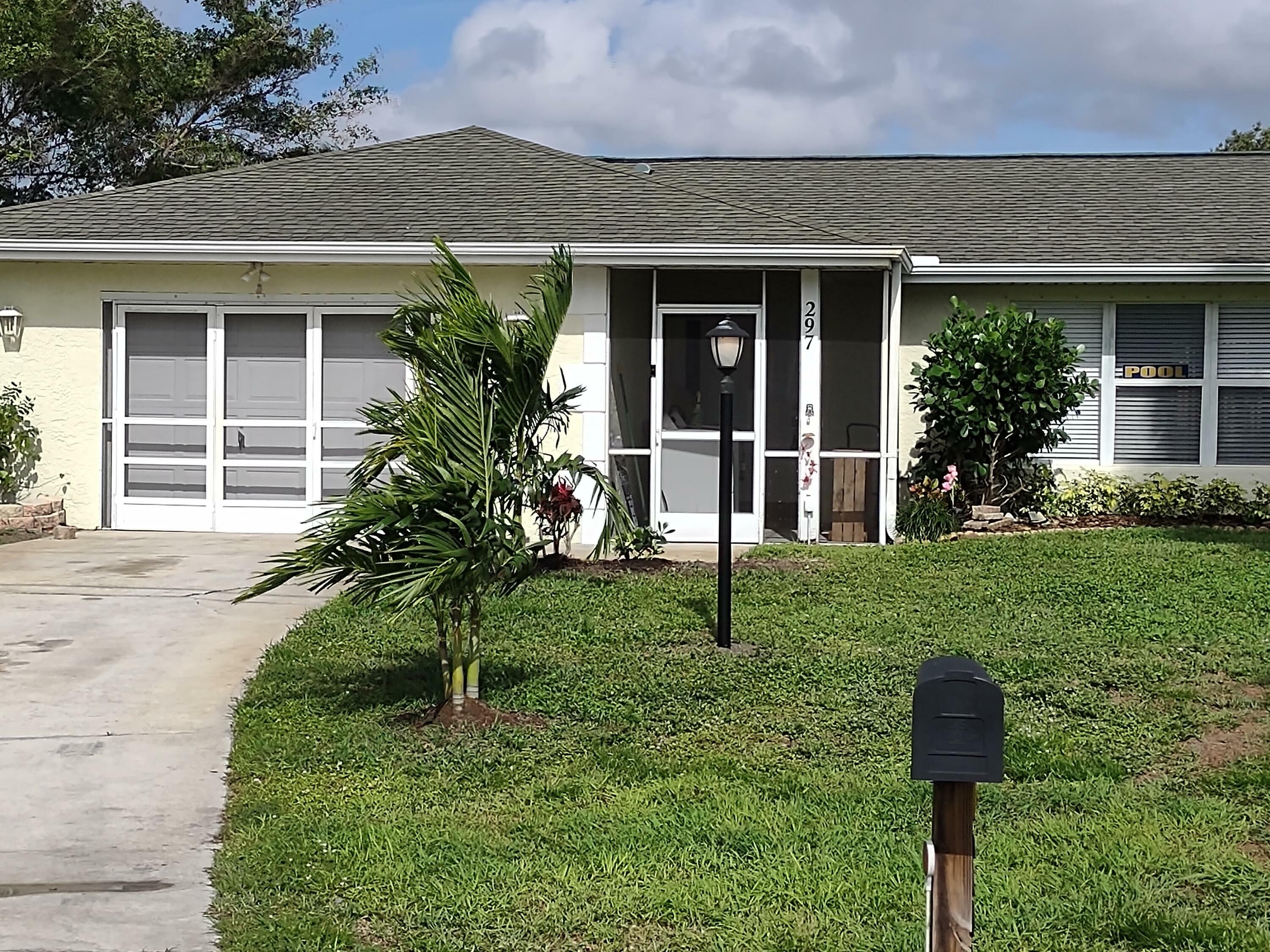 Property Photo:  297 SW Glenwood Drive  FL 34984 