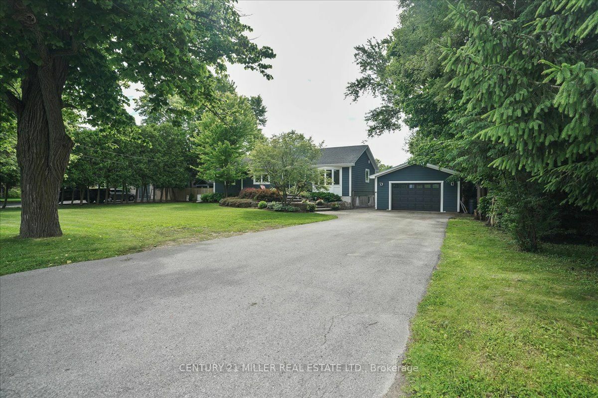 Property Photo:  556 Parkside Dr E  ON L8B 0G7 