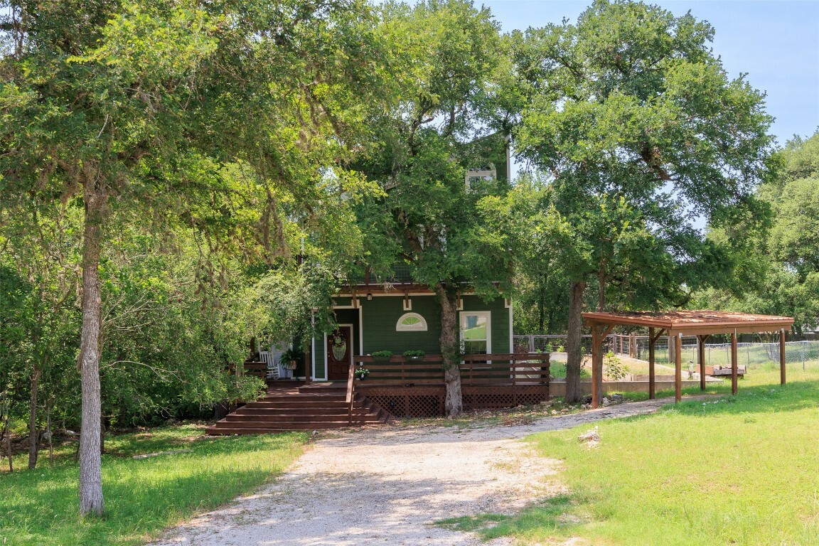 Property Photo:  521 Lazy Lane  TX 78666 