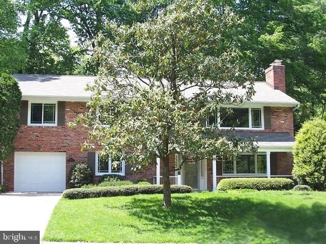 3322 Prince William Drive  Fairfax VA 22031 photo