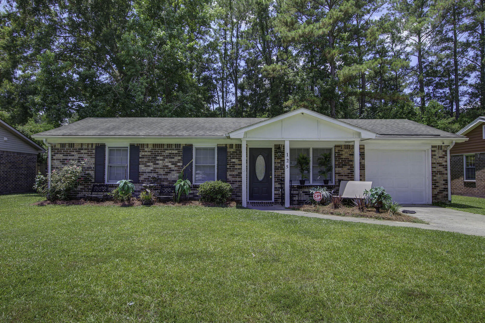 Property Photo:  125 Pine Grove Drive  SC 29420 