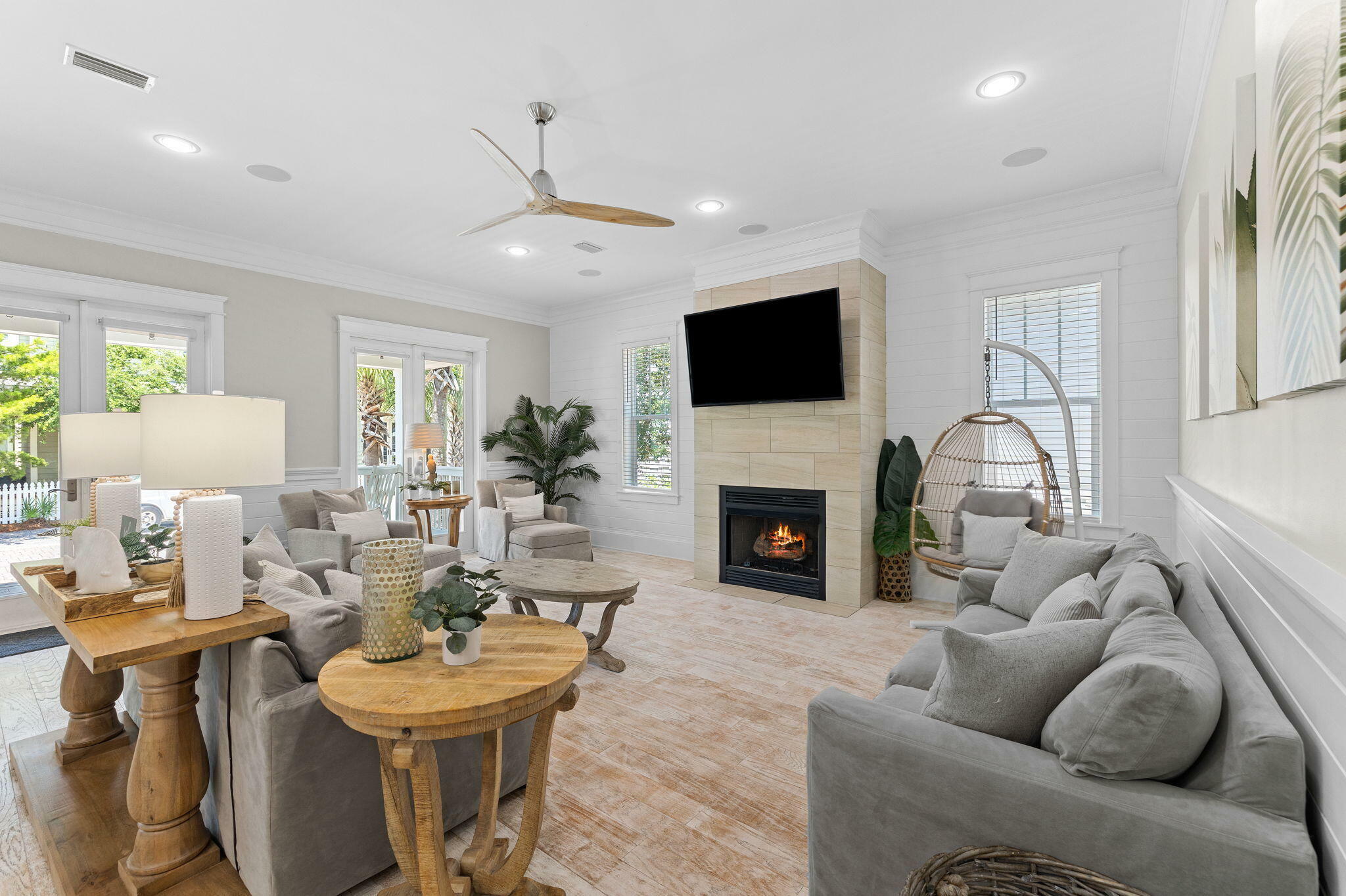 Property Photo:  19 W Chester Street  FL 32461 