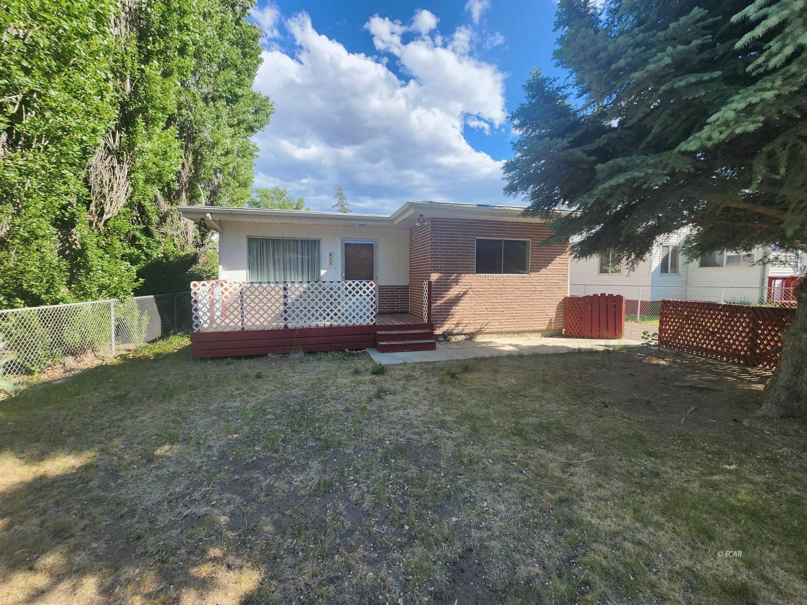 Property Photo: 411 Bush Street NV 89822