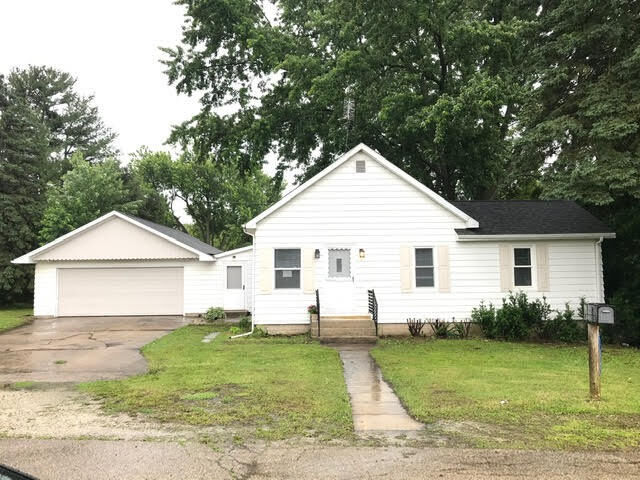 Property Photo:  117 E North St  WI 53170 