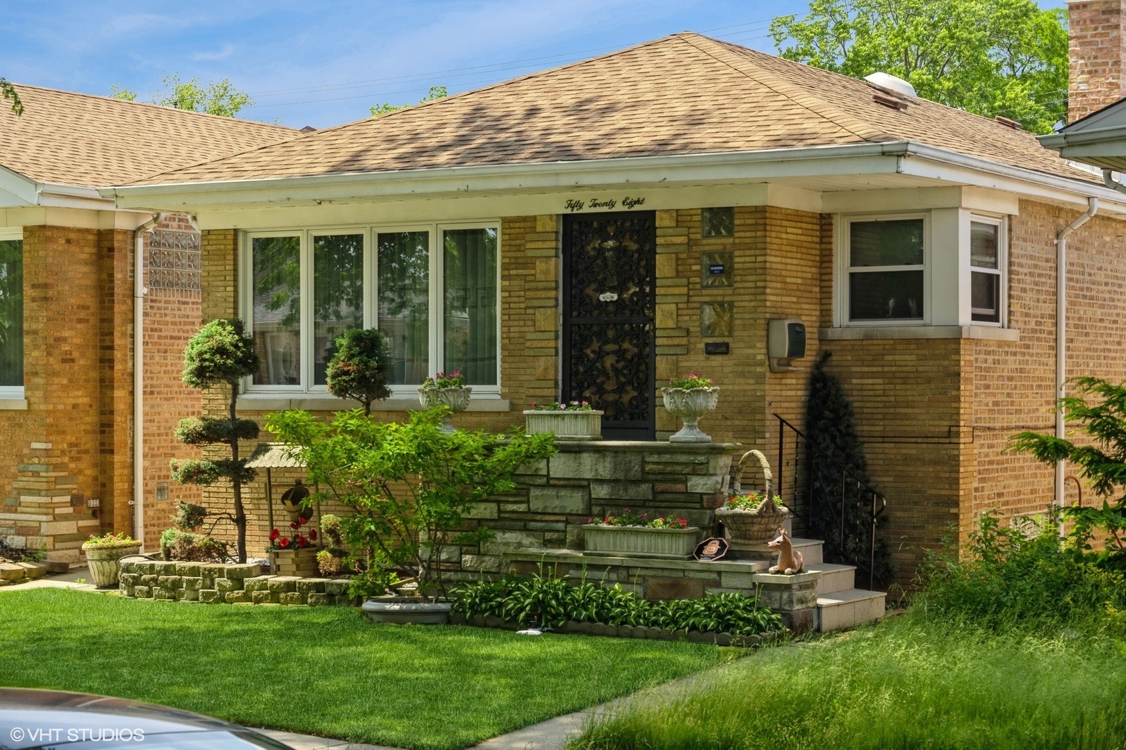 Property Photo:  5028 S Leamington Avenue  IL 60638 