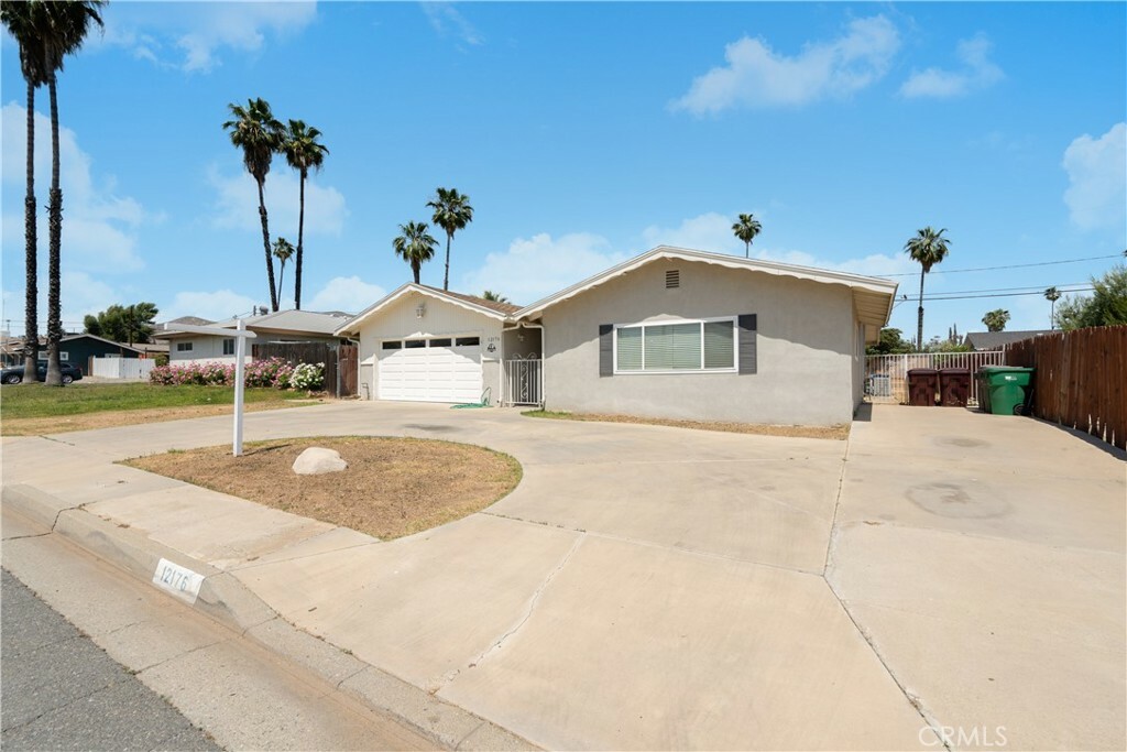 Property Photo:  12176 Indian Street  CA 92557 