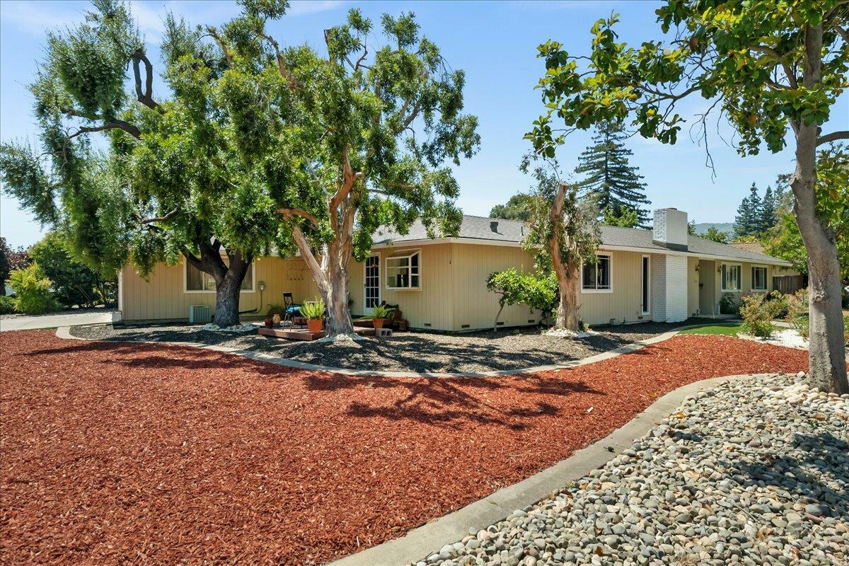 Property Photo:  13124 Via Ranchero Drive  CA 95070 