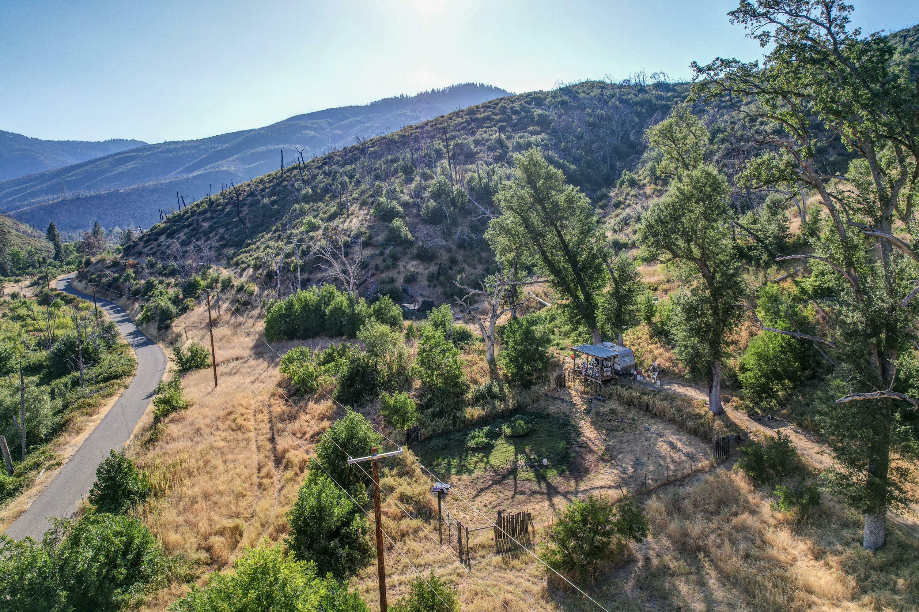 Property Photo:  12338 E Fork Rd  CA 96033 