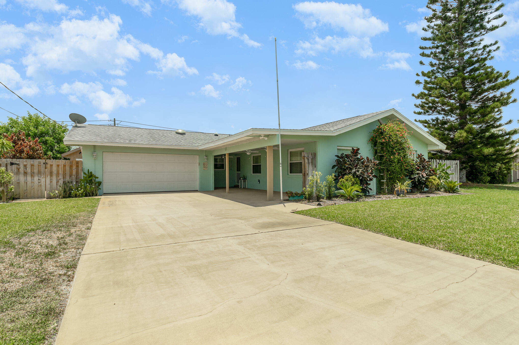 Property Photo:  477 Monitor Street  FL 32952 