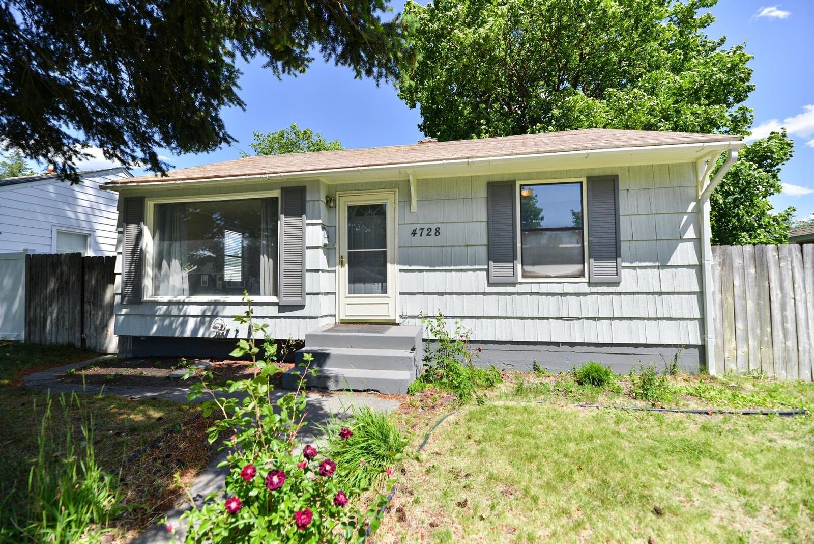 Property Photo:  4728 N Elgin St  WA 99205 