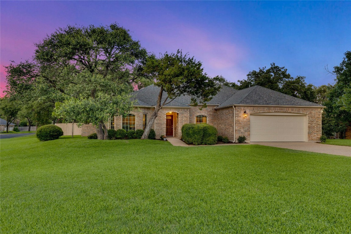 Property Photo:  6902 Alder Cove  TX 78750 