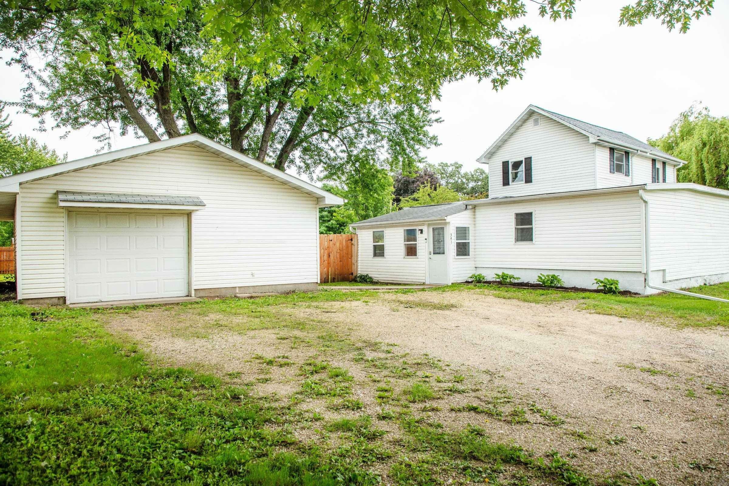 Property Photo:  341 S Lake Street  IA 50670 