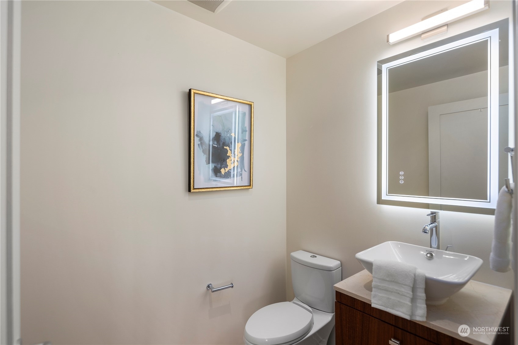 Property Photo:  10700 NE 4th Street 3806  WA 98004 