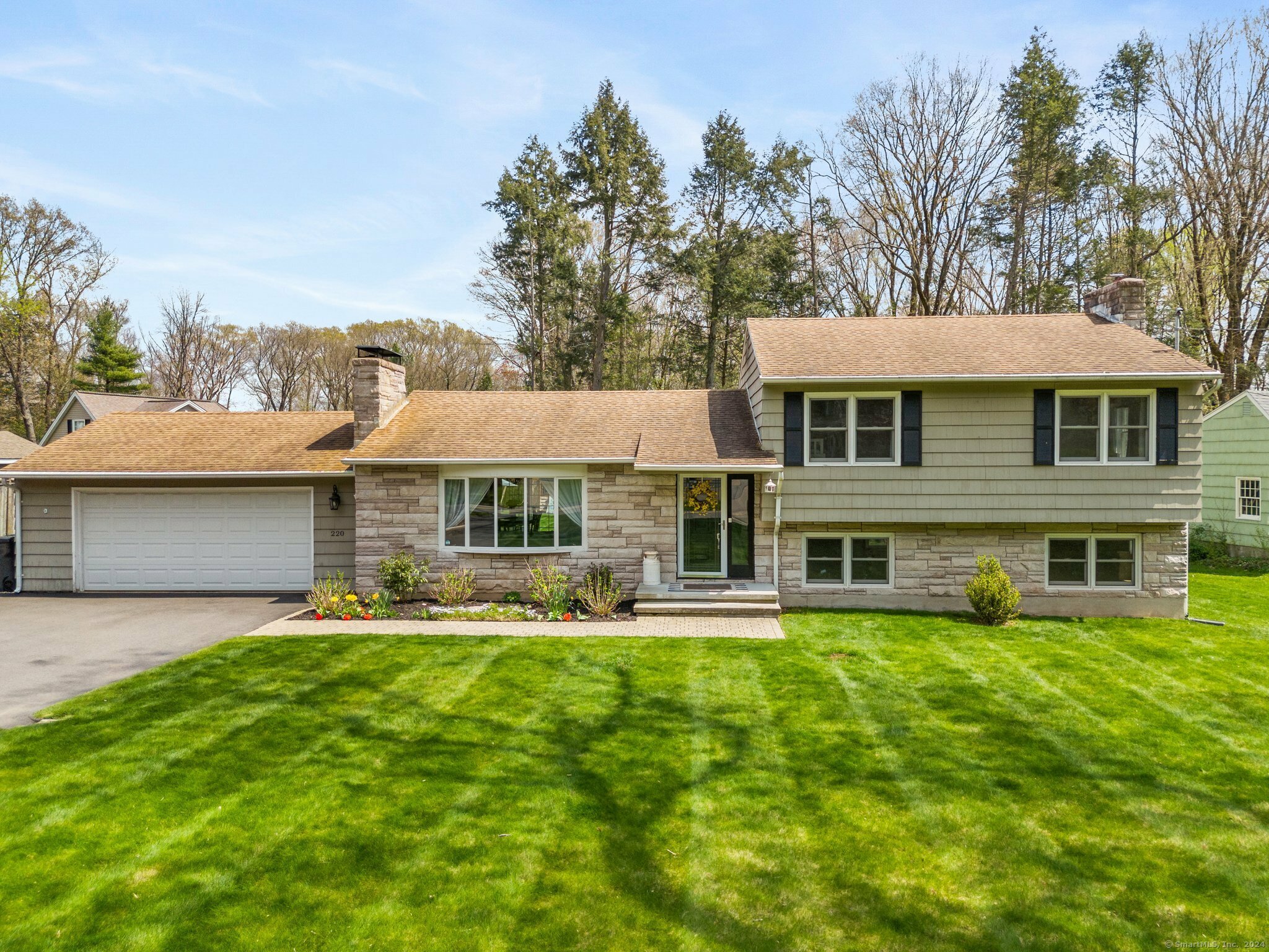 Property Photo:  220 Mountain Road  CT 06410 