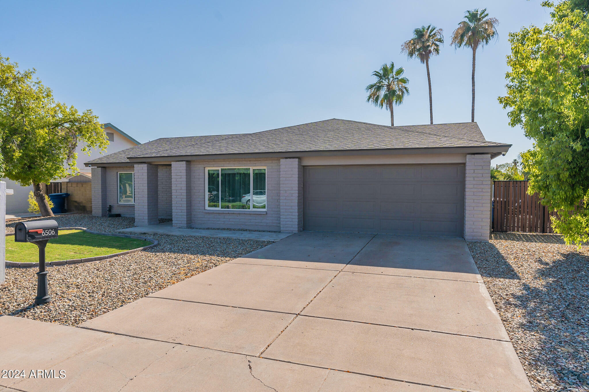 Property Photo:  6506 S Elm Street  AZ 85283 