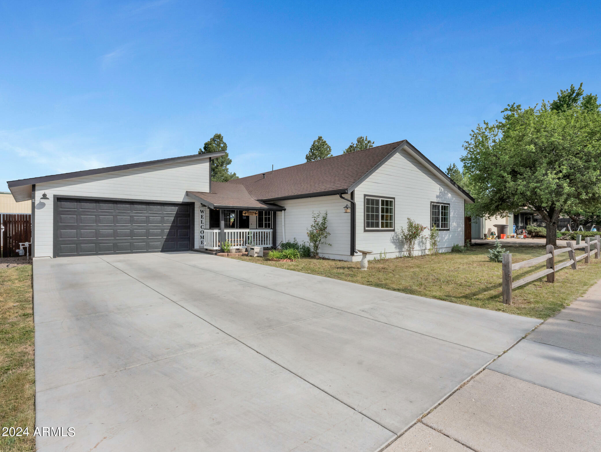 Property Photo:  4015 E Longley Drive  AZ 86004 