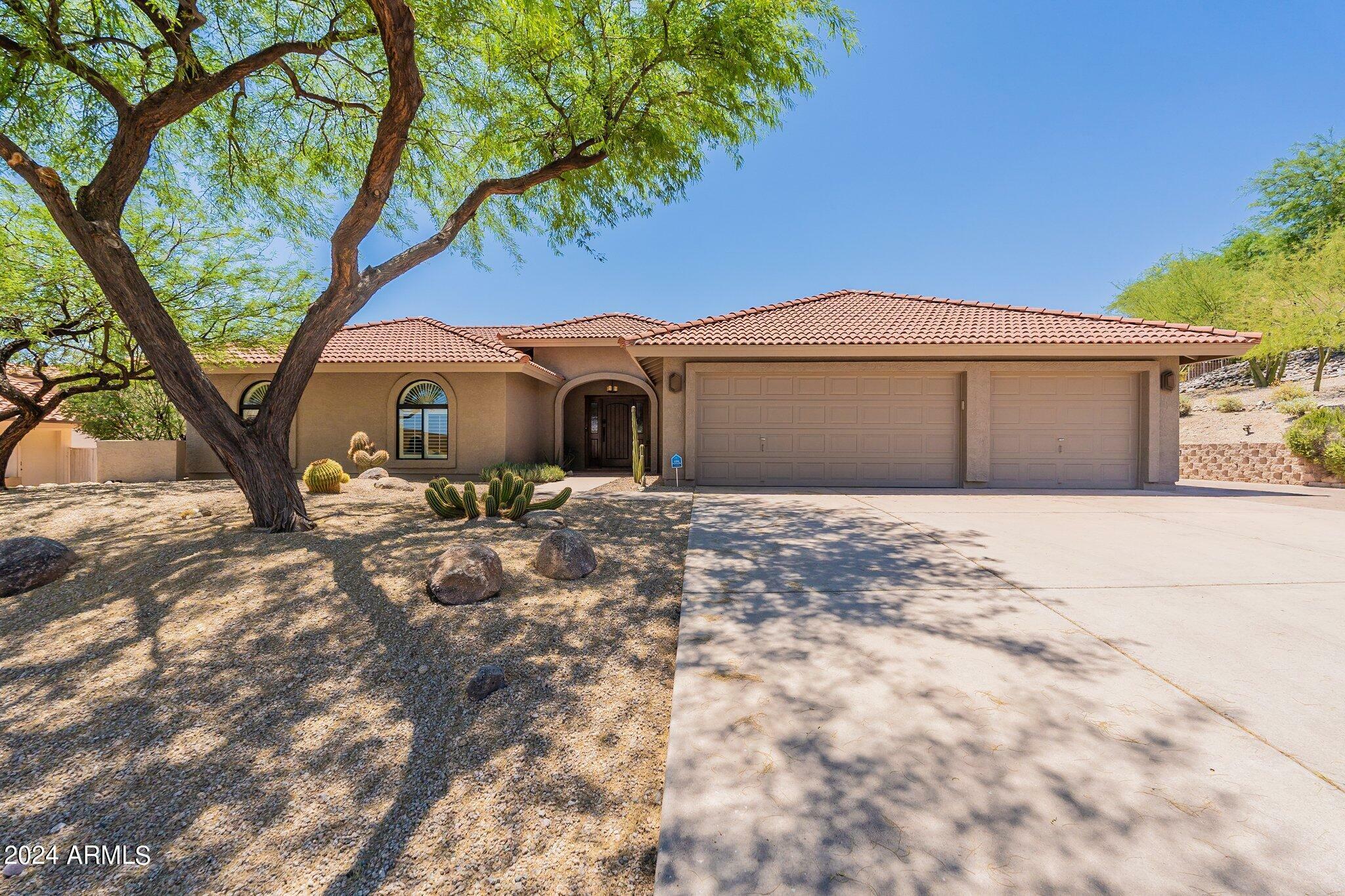 Property Photo:  16424 N Kim Drive  AZ 85268 