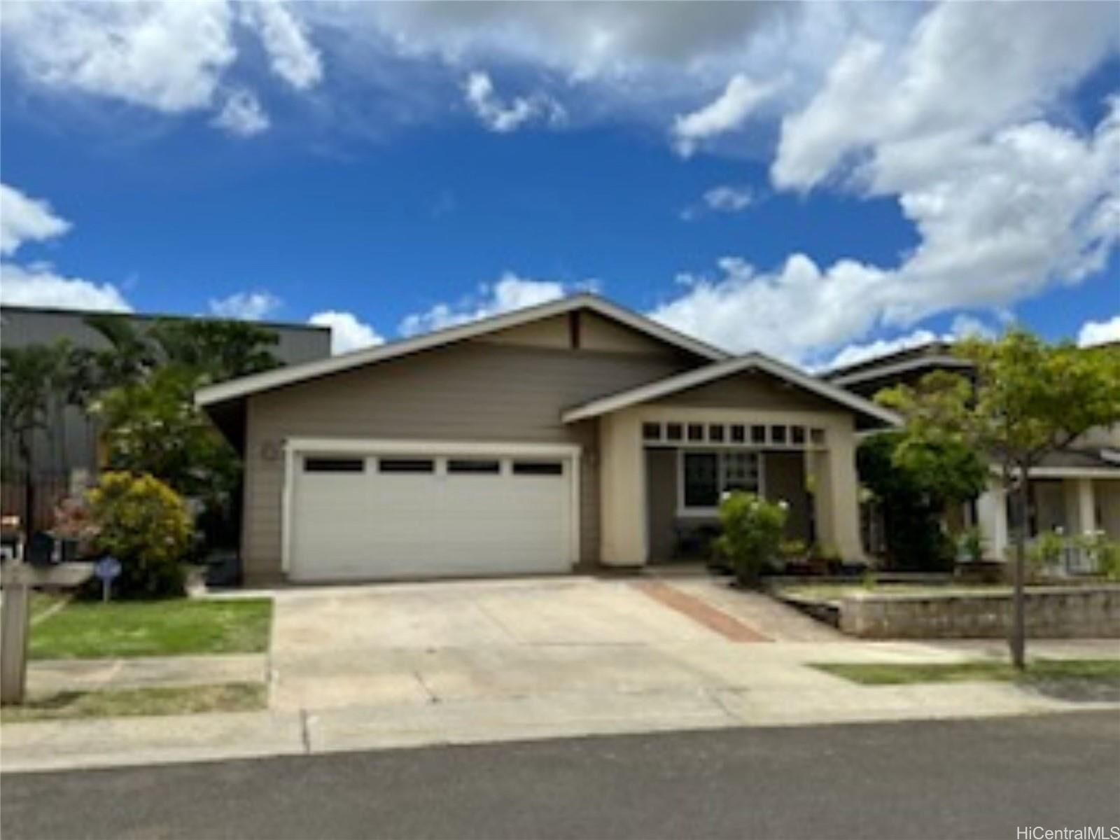 Property Photo: 94-1038 Hahana Street HI 96797