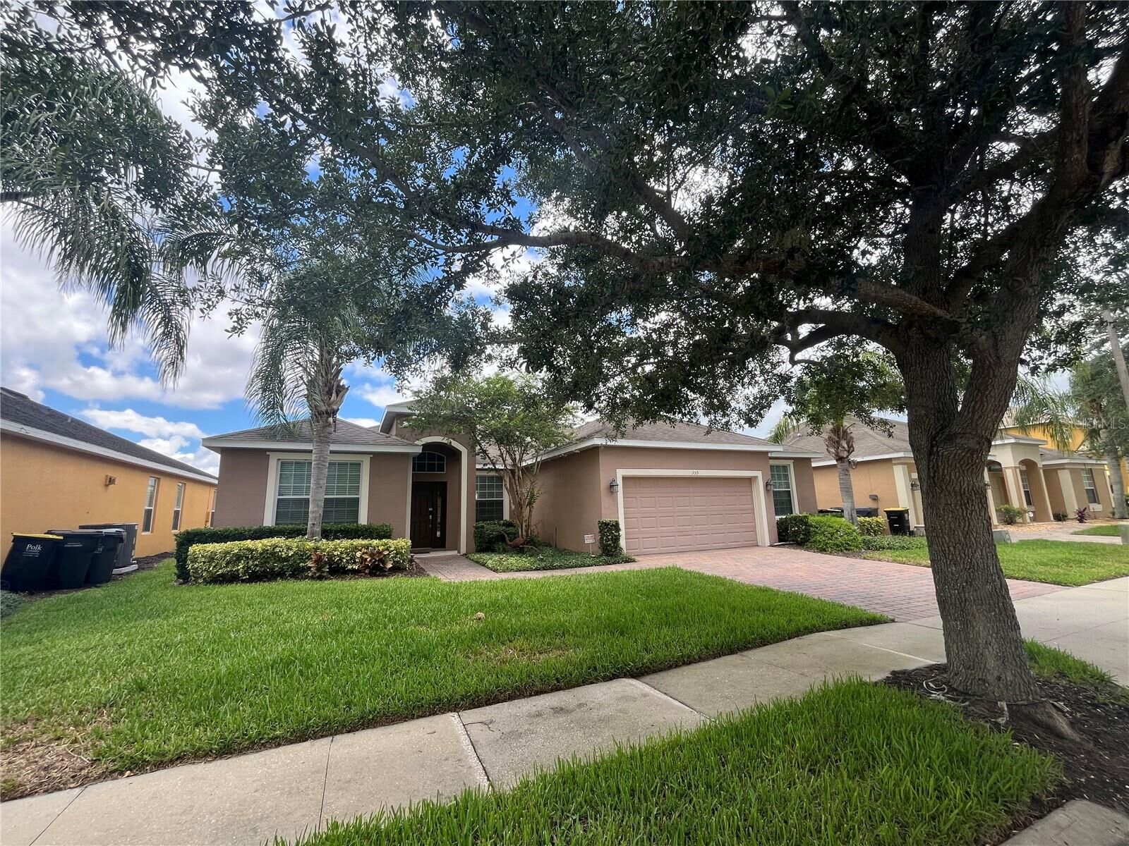 Property Photo:  359 Yellow Snapdragon Drive  FL 33837 