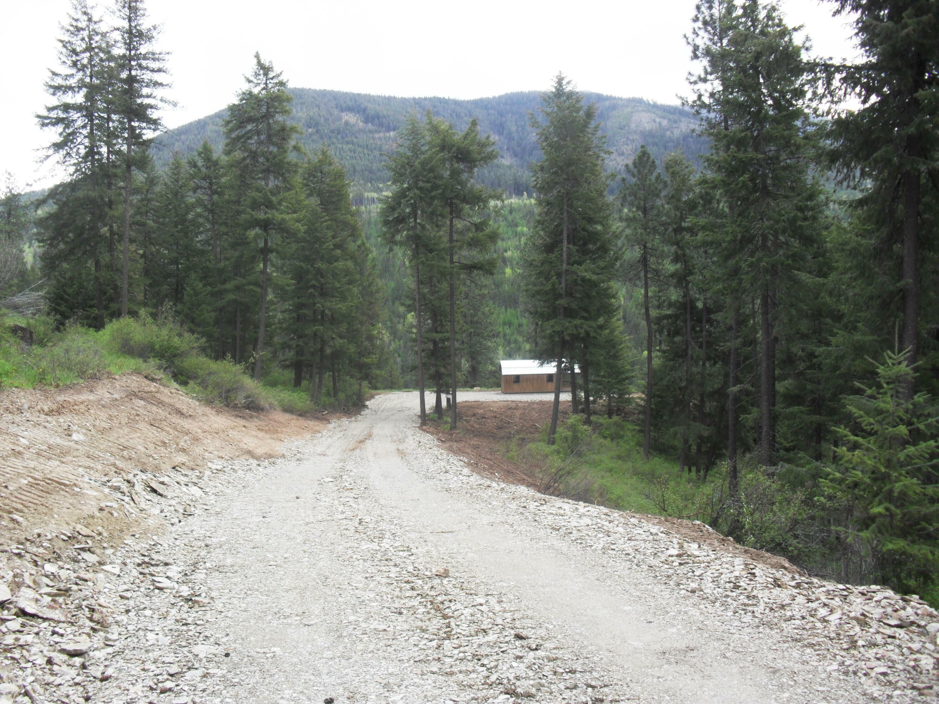 Property Photo:  865-F Aladdin Rd  WA 99114 