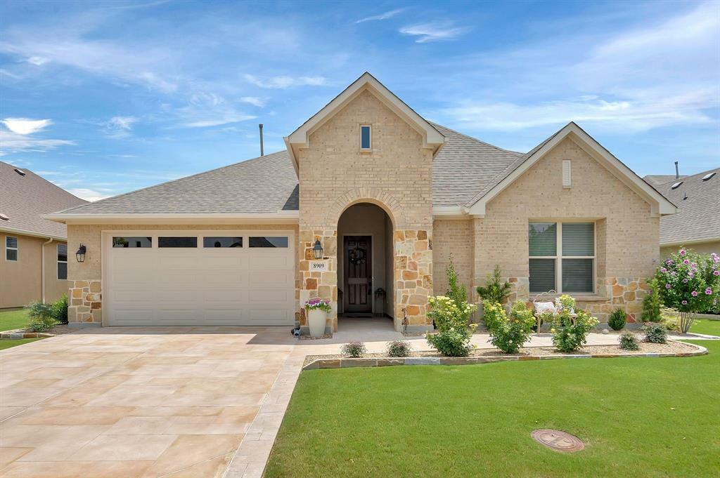 Property Photo:  8909 Basanite Avenue  TX 76207 