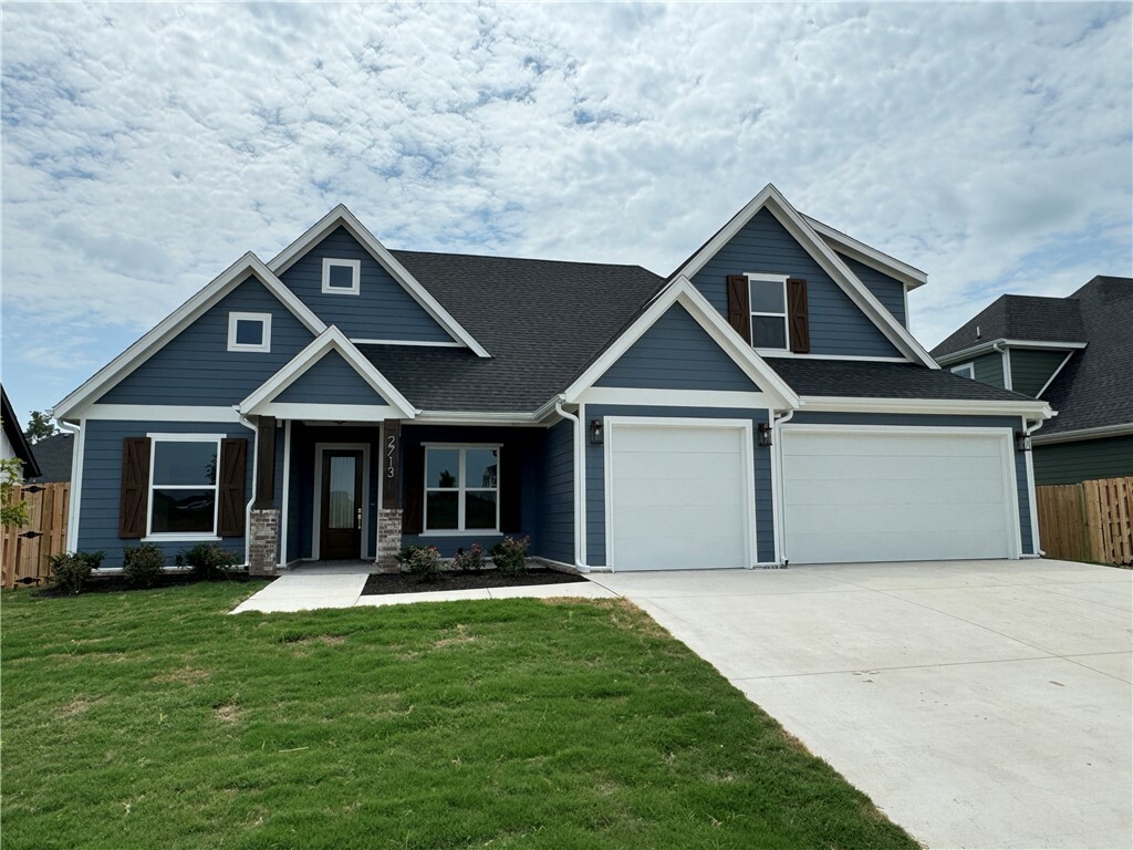 Property Photo: 2713 Eris Avenue AR 72745